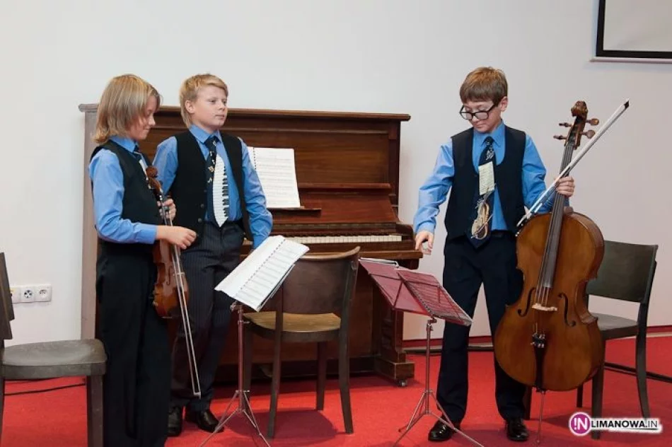 Dzień Nauczyciela w Gminie Tymbark 2012 - zdjęcie 15