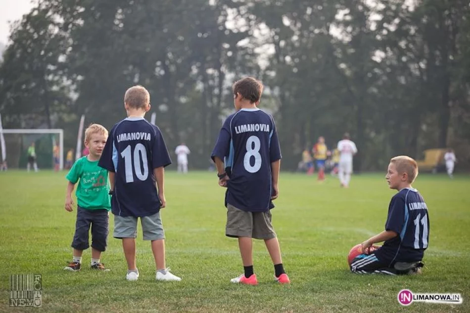 Limanovia  vs. Wisła Kraków "Razem podarujmy NOWE ŻYCIE KAROLKOWI" - zdjęcie 5