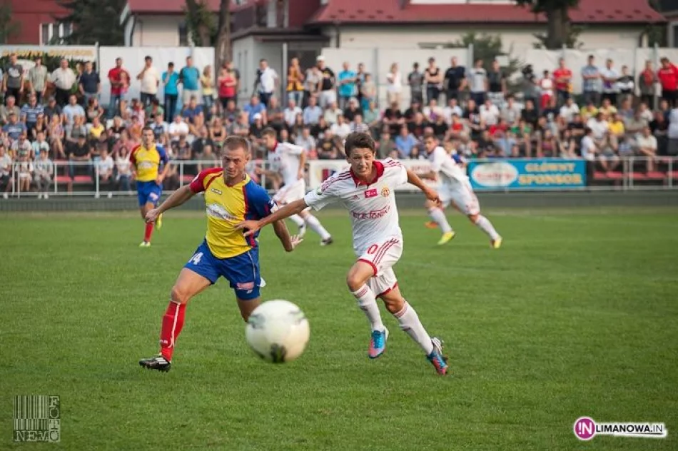 Limanovia  vs. Wisła Kraków "Razem podarujmy NOWE ŻYCIE KAROLKOWI" - zdjęcie 9