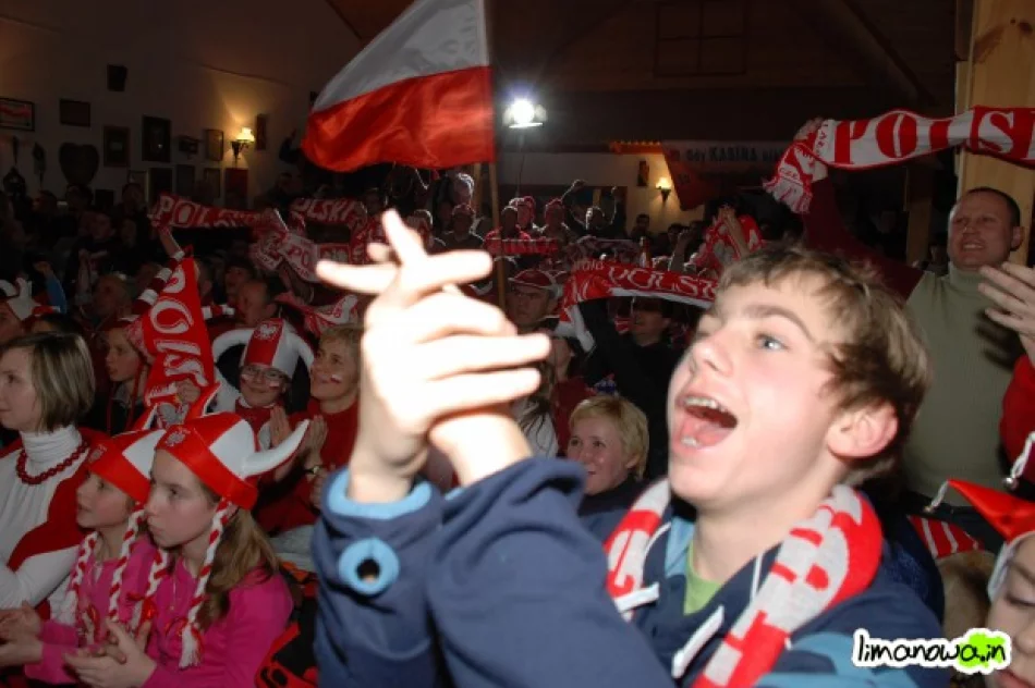 Wielkie emocje wspólnego kibicowania - zdjęcie 2