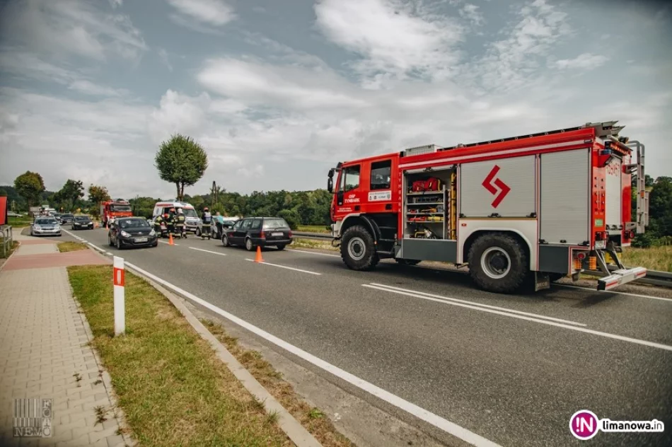 Czołowe zderzenie na krajówce (wideo) - zdjęcie 2