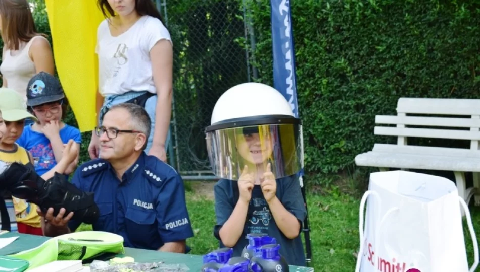 Policjanci spotkali się z dziećmi, by rozmawiać o bezpieczeństwie - zdjęcie 1