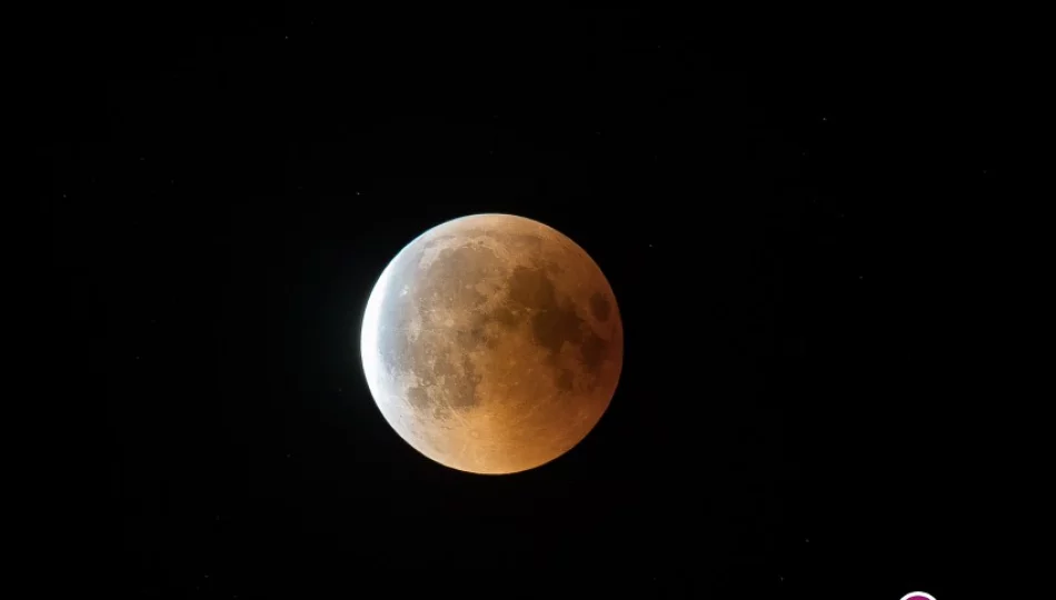 Zaćmienie Księżyca na zdjęciach i wideo - zdjęcie 1