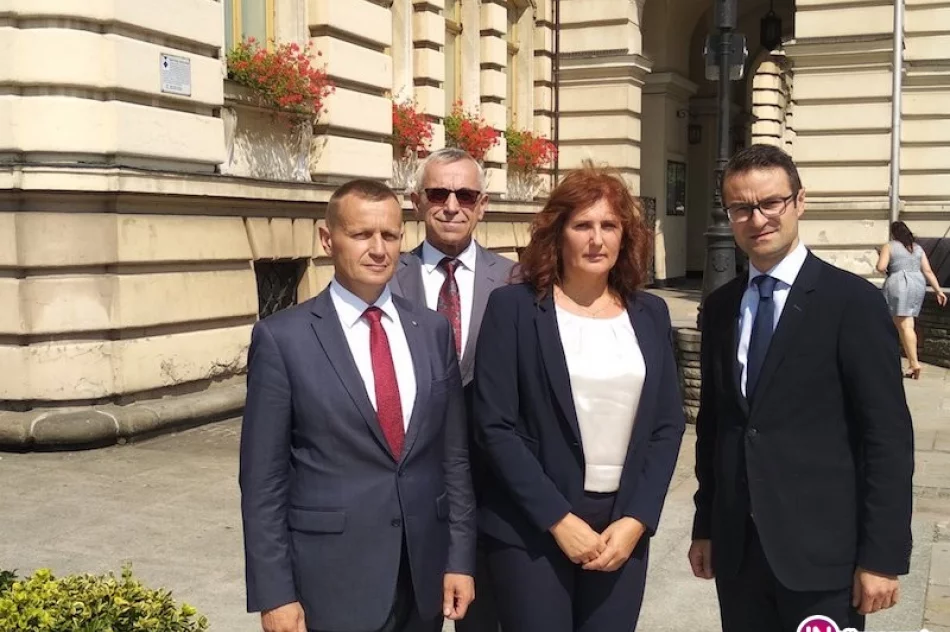 Kandydatka PiS oficjalnie zaprezentowana. 'To miasto ma być dla mieszkańców' - zdjęcie 2