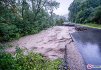 Zerwana droga do Zasadnego - zdjęcie główne