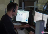 Szukają do pracy operatorów numerów alarmowych - zdjęcie główne