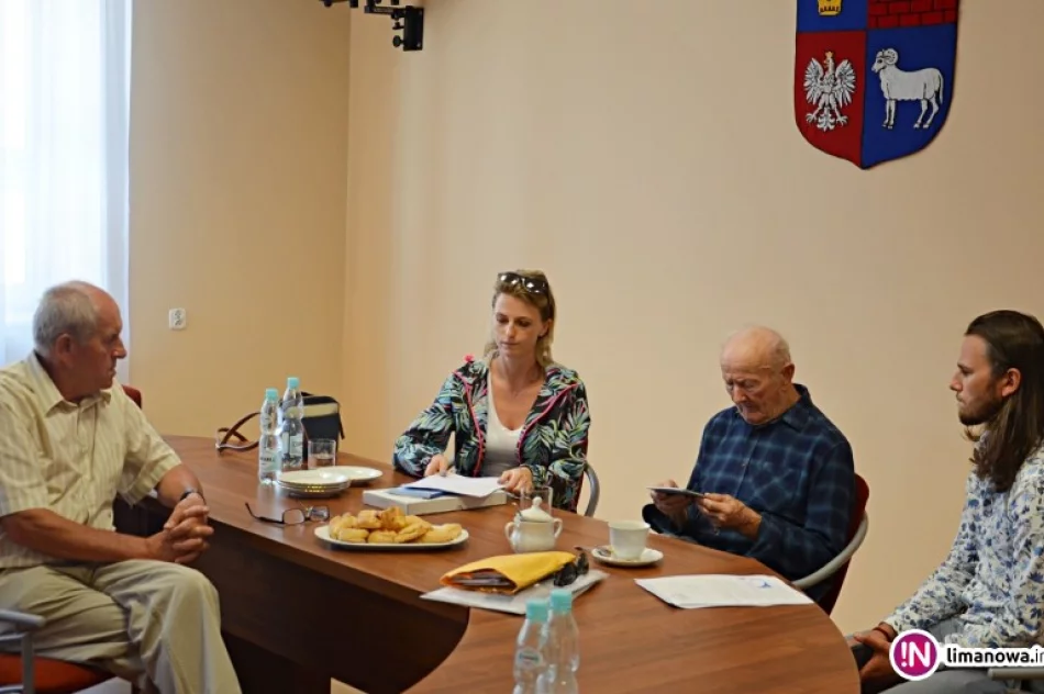 Weteran stara się o... polskie obywatelstwo. Józef Kowalczyk odwiedził Mszanę Dolną - zdjęcie 2