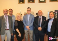 Awanse w urzędach: dyrektor za sekretarza, zastępca za dyrektora - zdjęcie główne