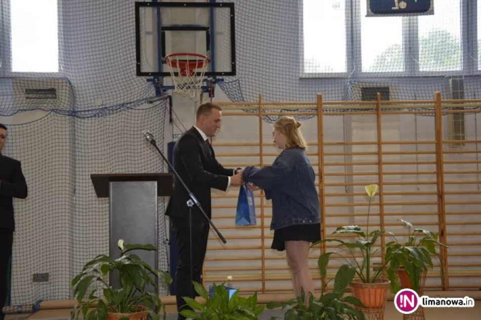 Partnerstwo edukacji i biznesu w „Ekonomie” - zdjęcie 3