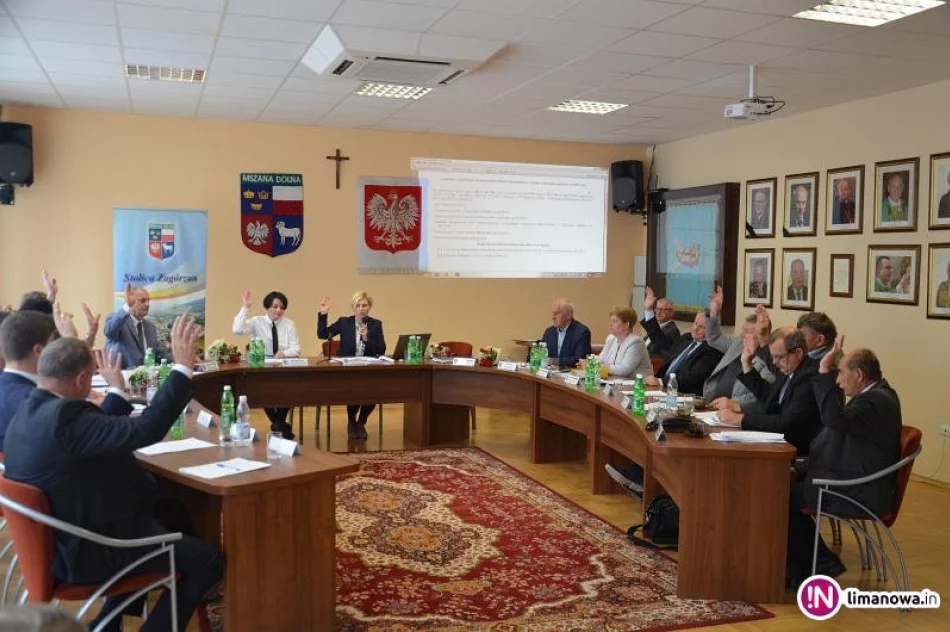 'Na sukces, jakim jest otrzymanie absolutorium, składa się praca wielu osób' - zdjęcie 2