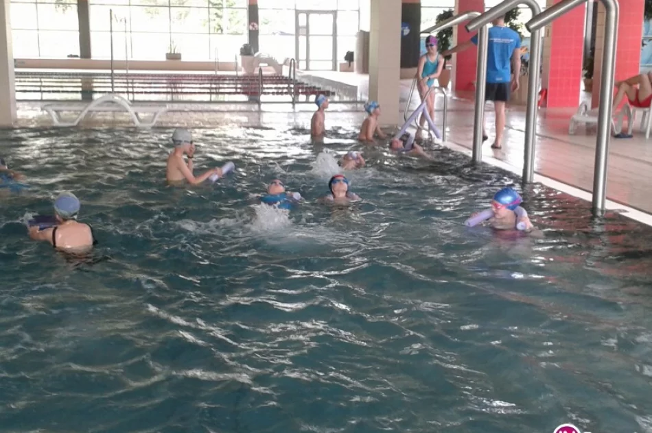 302 uczniów uczyło się pływać - zdjęcie 2