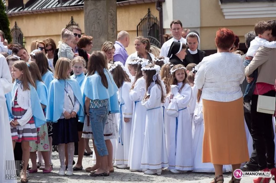 Procesja Bożego Ciała w Tymbarku - zdjęcie 2