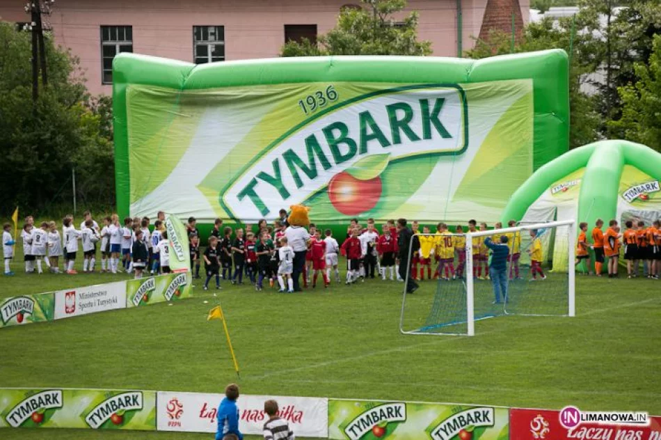 Z podwórka na stadion o Puchar Tymbarku - zdjęcie 2