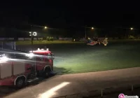 Dwaj chłopcy bez kasków na motocyklu - wpadli w panikę widząc policję? Poważny stan 18-latka - zdjęcie główne