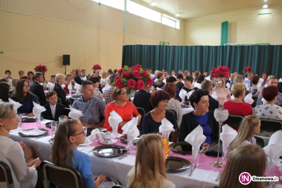 Osiągnięcia, nauka i praca uczniów została wyróżniona podczas specjalnej gali - zdjęcie 2