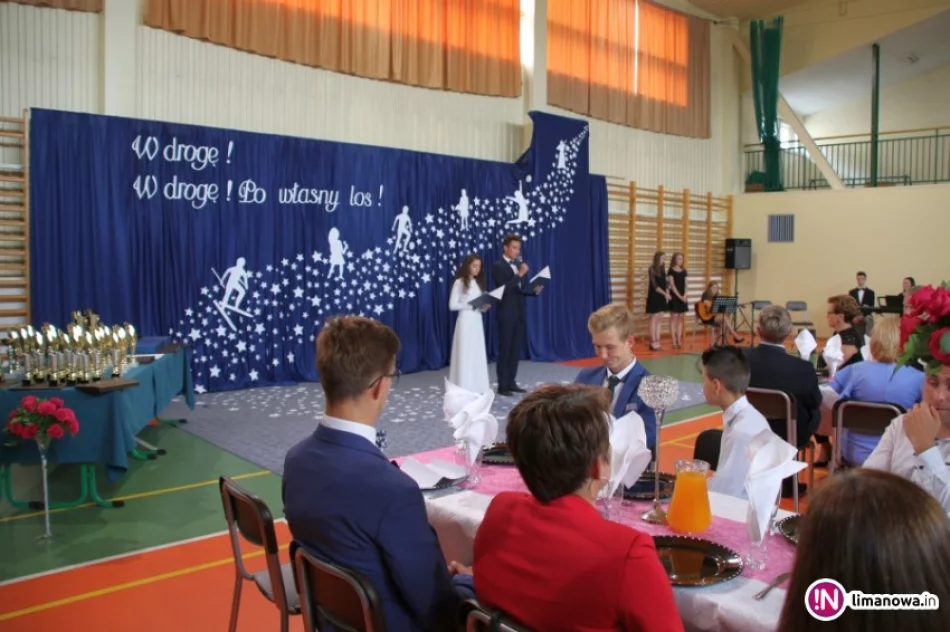 Osiągnięcia, nauka i praca uczniów została wyróżniona podczas specjalnej gali - zdjęcie 3