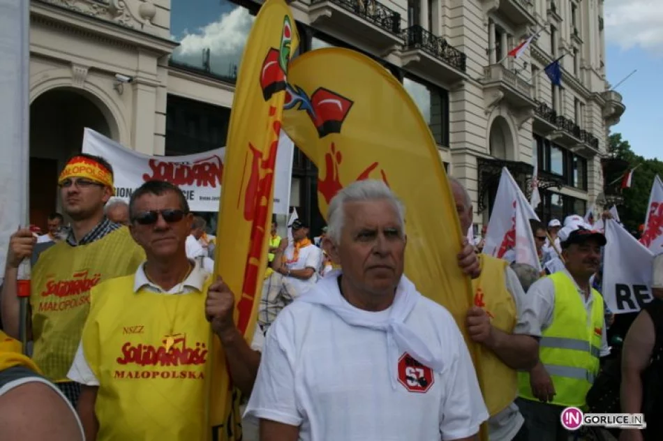 Gorliczanie na pikiecie pod Pałacem Prezydenckim - 24 maj - zdjęcie 7