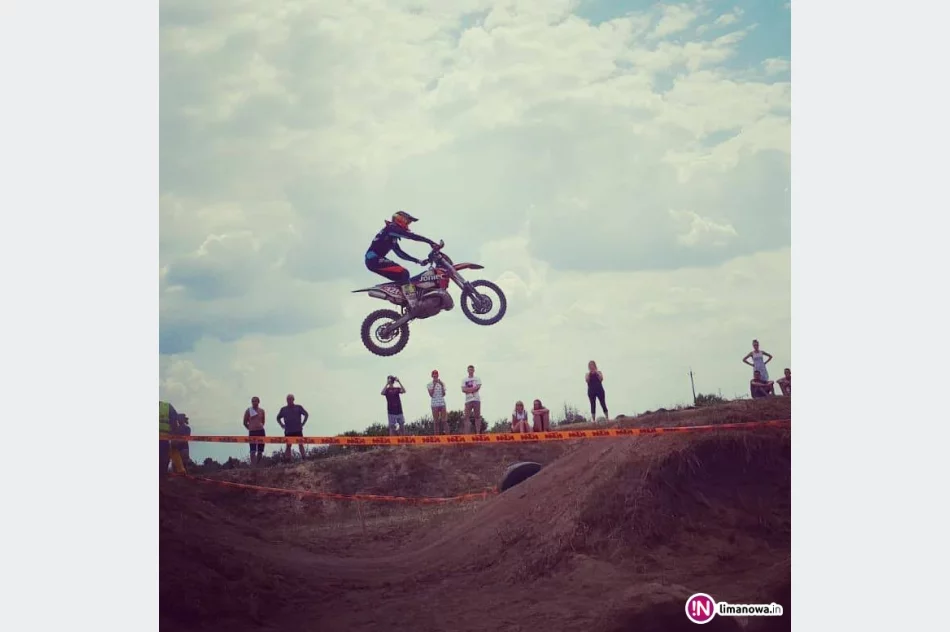 Emil zwycięża w dwóch rundach Mistrzostw Polski Super Enduro - zdjęcie 3