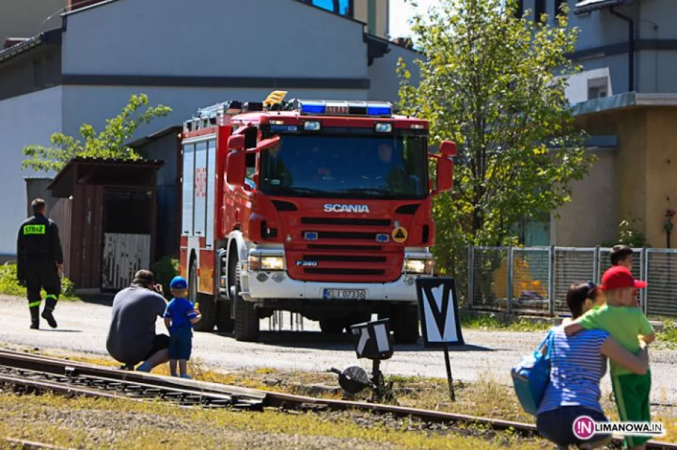 Pociąg retro na stacji w Limanowej - zdjęcie 11