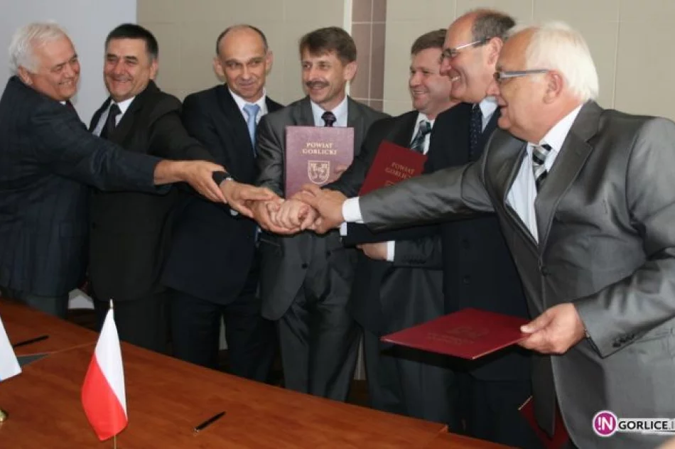 Podpisanie umow na remonty dróg - zdjęcie 6