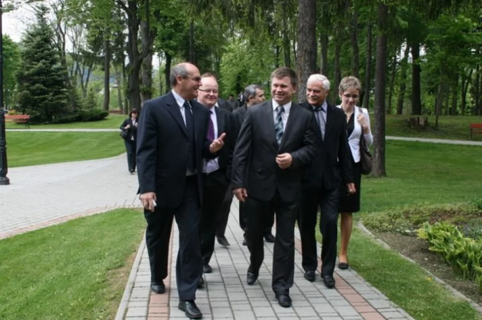 Podpisanie umow na remonty dróg - zdjęcie 11