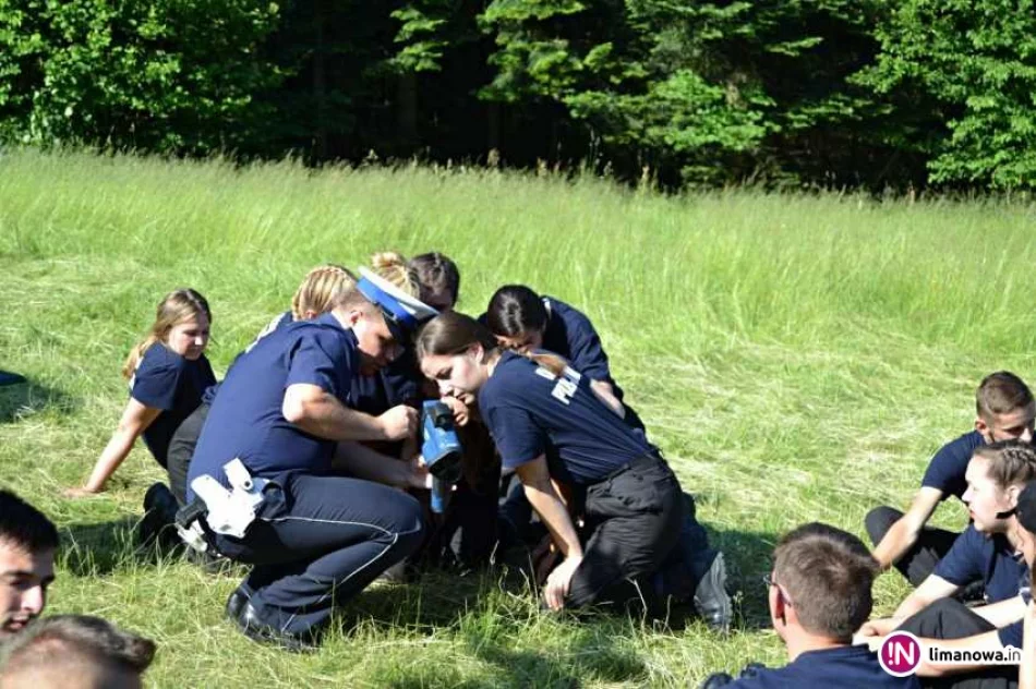O pracy w policji z uczniami klas mundurowych - zdjęcie 2