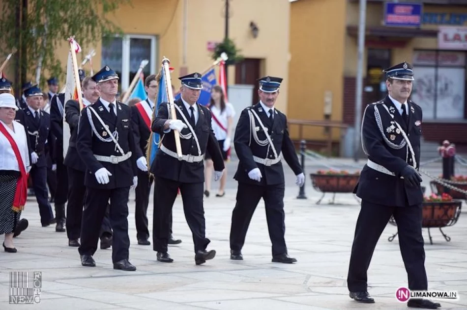 Obchody 3 maja 2012  w Tymbarku - zdjęcie 3