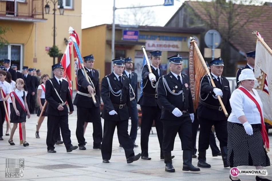 Obchody 3 maja 2012  w Tymbarku - zdjęcie 5