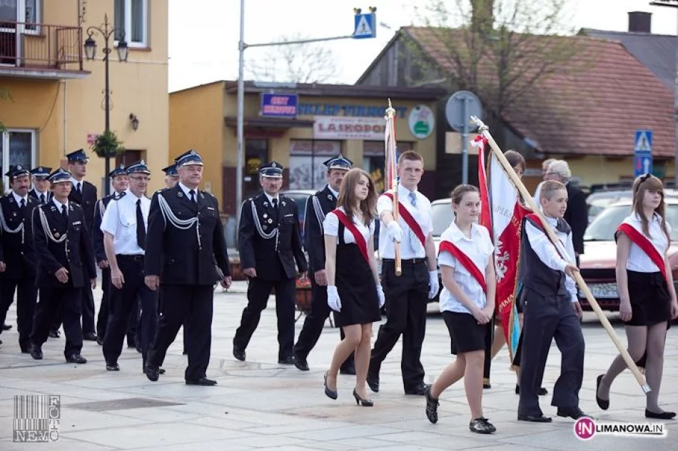 Obchody 3 maja 2012  w Tymbarku - zdjęcie 8