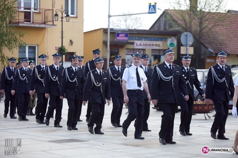 Obchody 3 maja 2012  w Tymbarku - zdjęcie 10
