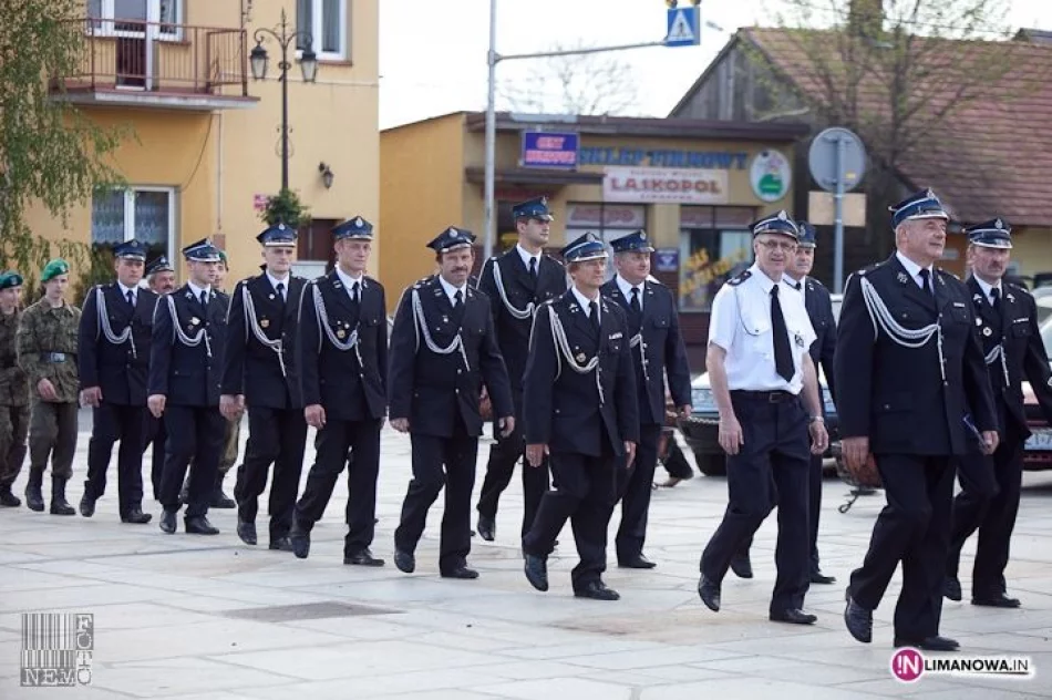 Obchody 3 maja 2012  w Tymbarku - zdjęcie 11