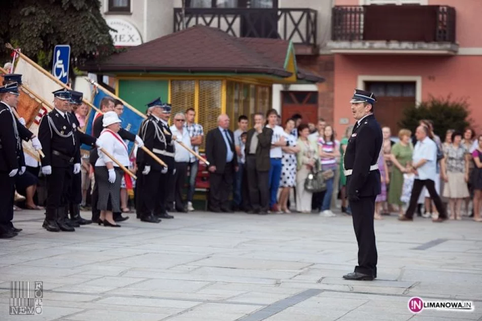 Obchody 3 maja 2012  w Tymbarku - zdjęcie 15