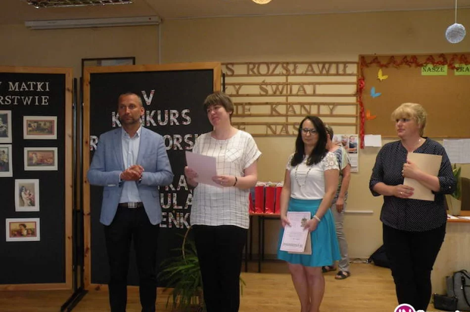 V międzyszkolny konkurs recytatorski  „Matka, matula, mateńka” - zdjęcie 4