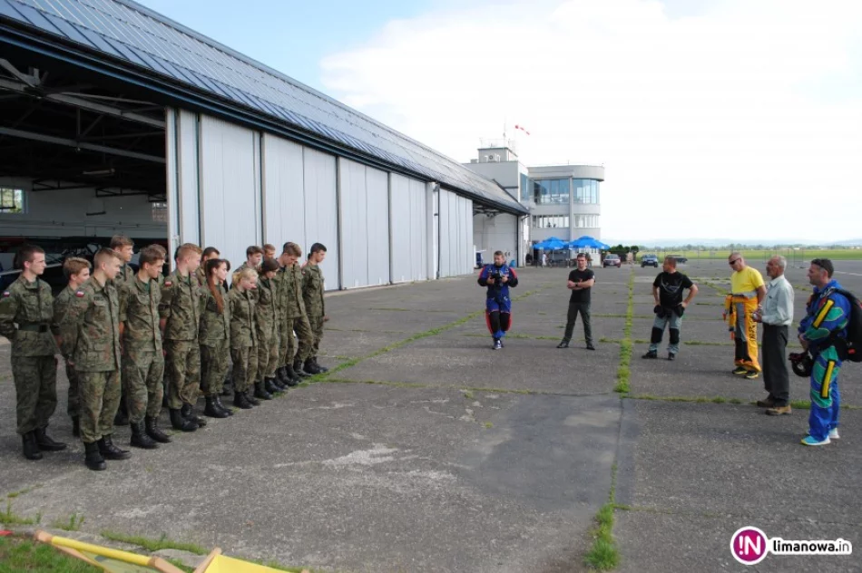 Skakali z wysokości 1200 metrów - zdjęcie 3