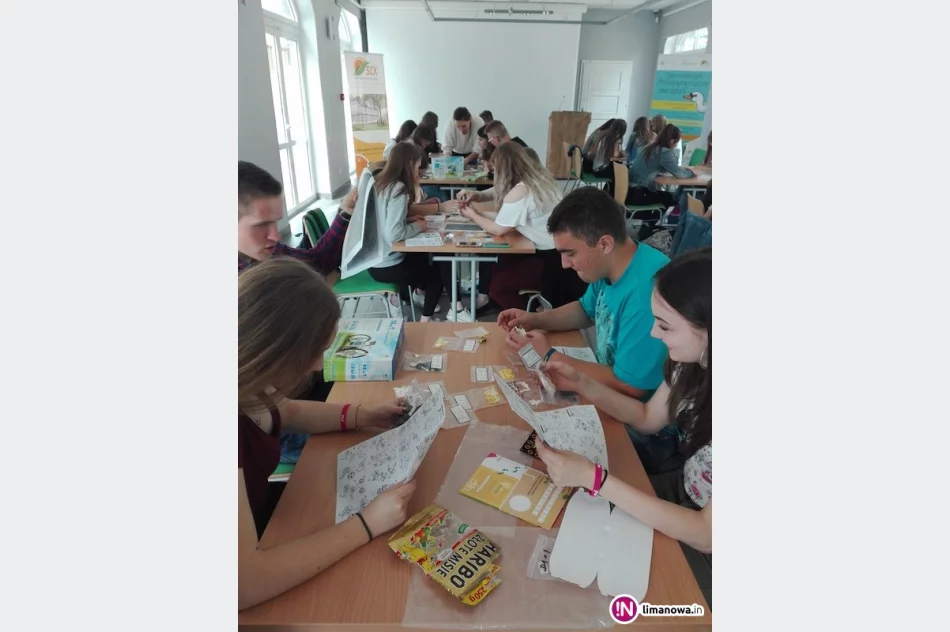 Laureaci konkursu „Malowane pieśni” nad morzem - zdjęcie 4