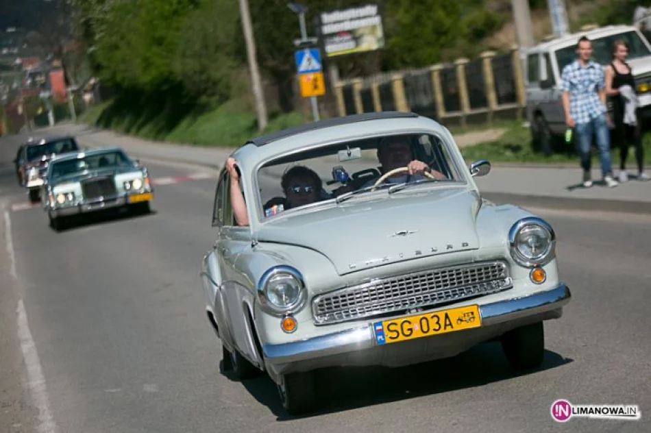 Zabytkowe samochody przejazdem przez Limanową - zdjęcie 20