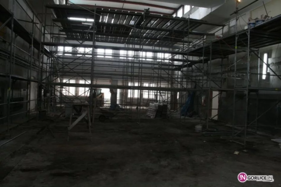 Foto z placu budowy CKPiU w Gorlicach (dawne warsztaty szkolne) - zdjęcie 10