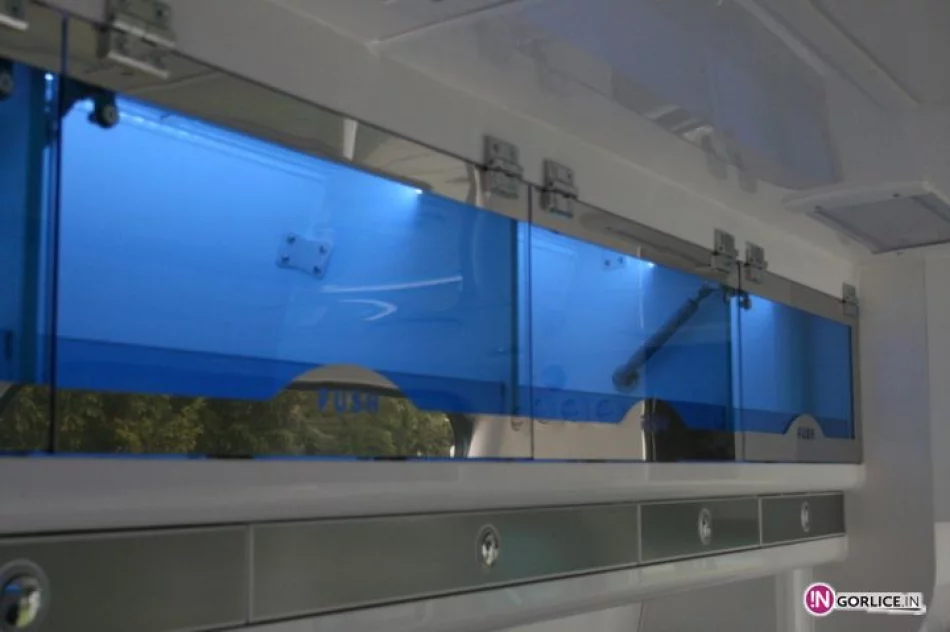 Nowa karetka w gorlickim szpitalu - zdjęcie 11