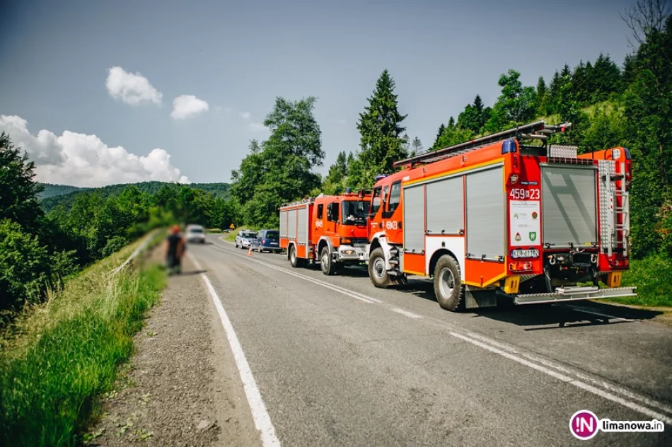 Cysterna wypadła z drogi, kierowca trafił do szpitala (wideo) - zdjęcie 4