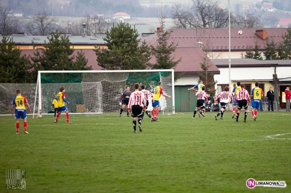 Limanovia pokonała Beskid Andrychów - zdjęcie 14