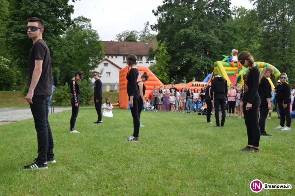 Zdobyli 'złoty mikrofon' prezentując ciekawą pantomimę - zdjęcie 3