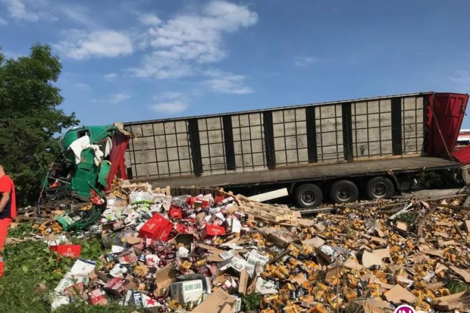 Śmiertelny wypadek na 'krajówce' pomiędzy Limanową a Nowym Sączem - zdjęcie 2