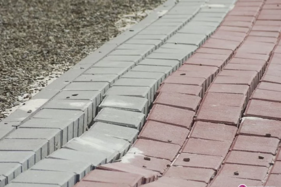 Nowe otoczenie nowej hali sportowej - zdjęcie 3