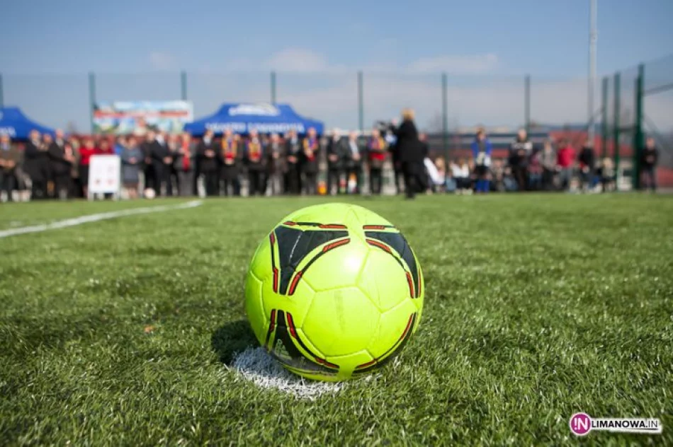 Limanowa wreszcie ma Orlika! - zdjęcie 3