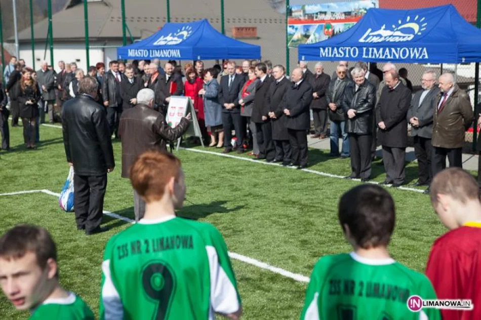 Limanowa wreszcie ma Orlika! - zdjęcie 13