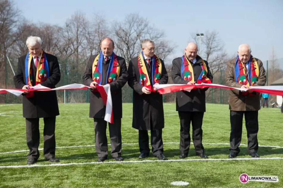 Limanowa wreszcie ma Orlika! - zdjęcie 16