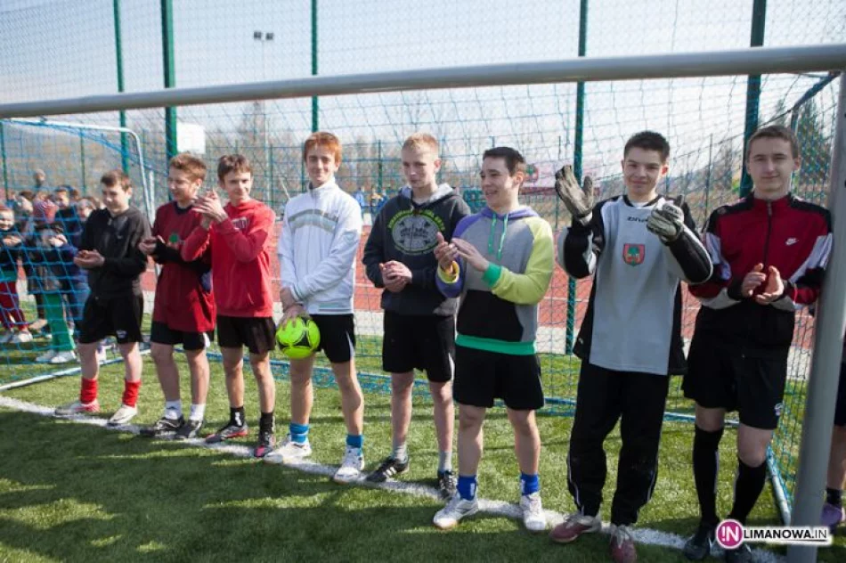 Limanowa wreszcie ma Orlika! - zdjęcie 18