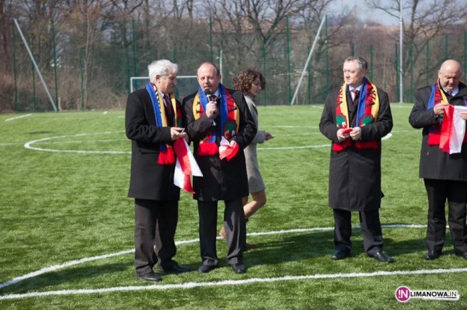 Limanowa wreszcie ma Orlika! - zdjęcie 20