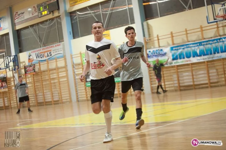 Turniej Charytatywny "Zagraj z nami dla Julki" - zdjęcie 2