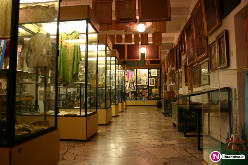 Skarby parafialnego muzeum tematem kolejnego spaceru historycznego - zdjęcie 3